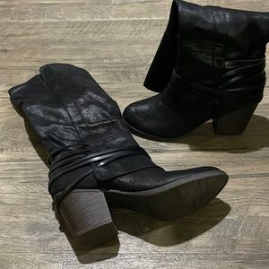 FERGIE Lexis boots SZ 8 worn once with box